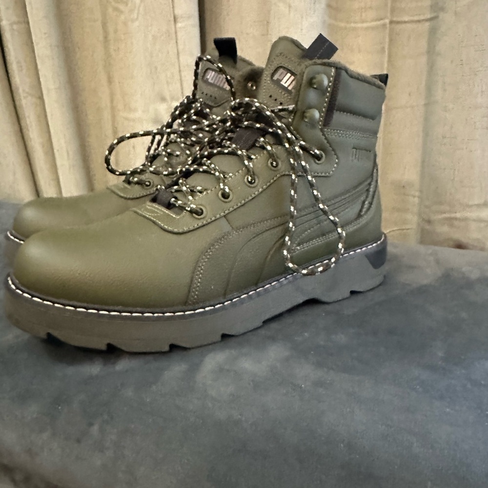 PUMA Mens Desierto V3 Boots